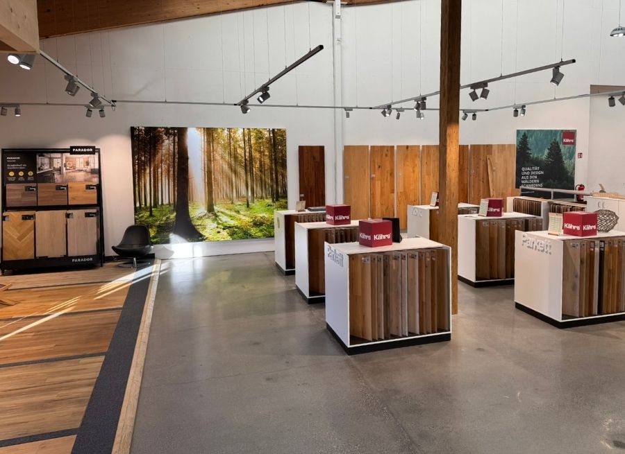 Holz Braun Parkett Ausstellung Reutlingen