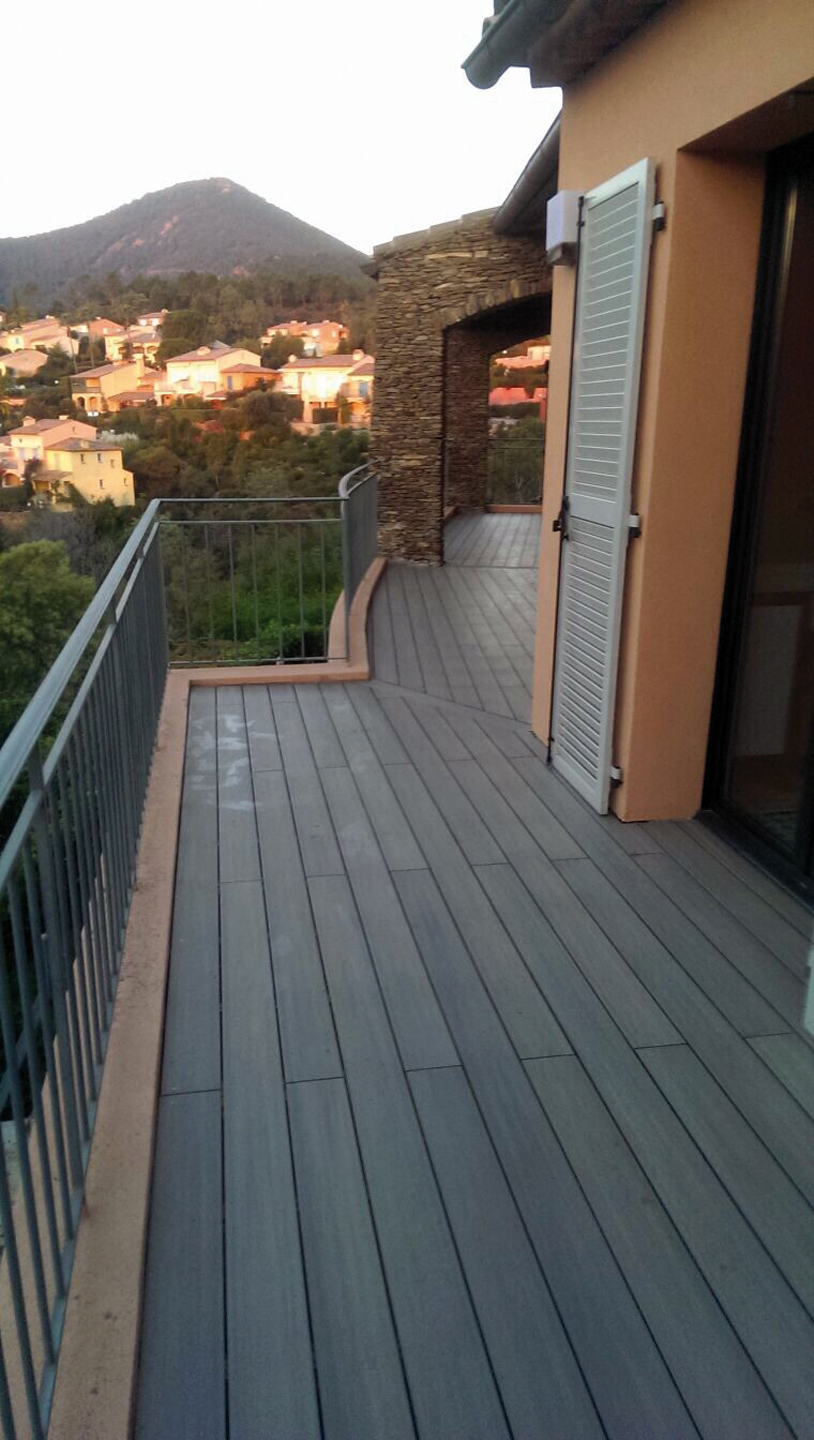 Fiberdeck WPC Terrassendiele Premium Dark grey 23x210mm massiv