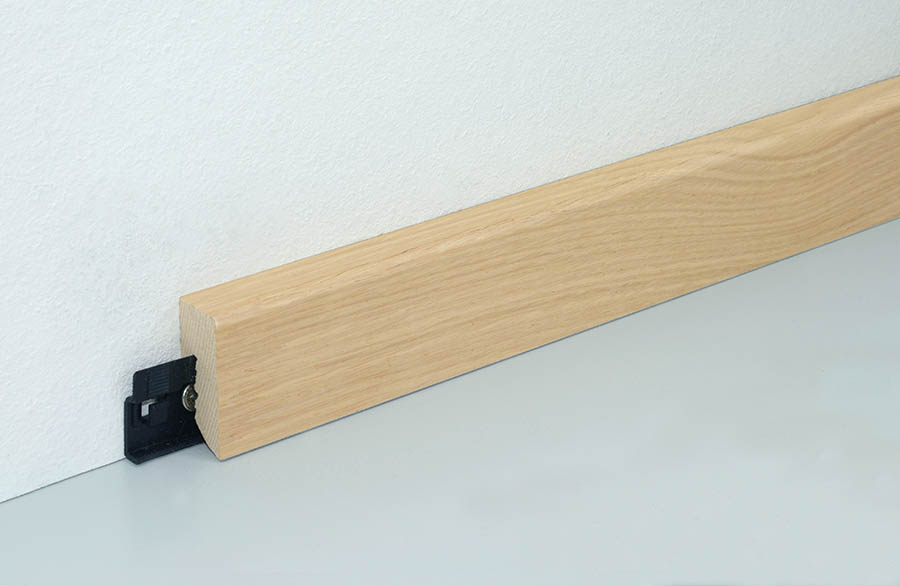 Sockelleiste Eiche furniert 40mm