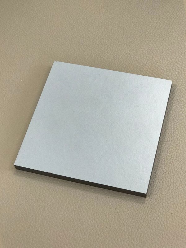 HPL Fassadenplatte Puricompact Muster hellgrau