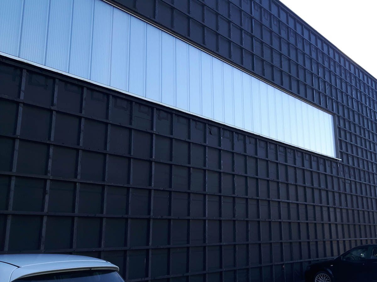 Ampatop F black Plus Fassadenbahn schwarz