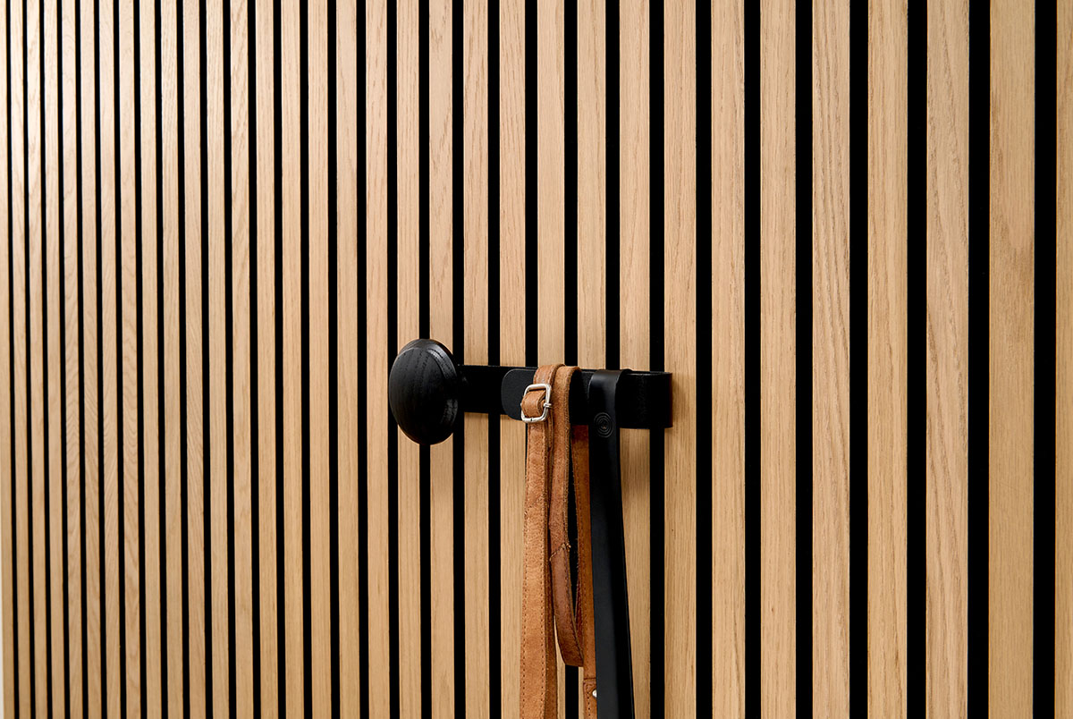 ter Hürne Living Wall Haken Haakon lang mit Holzknopf